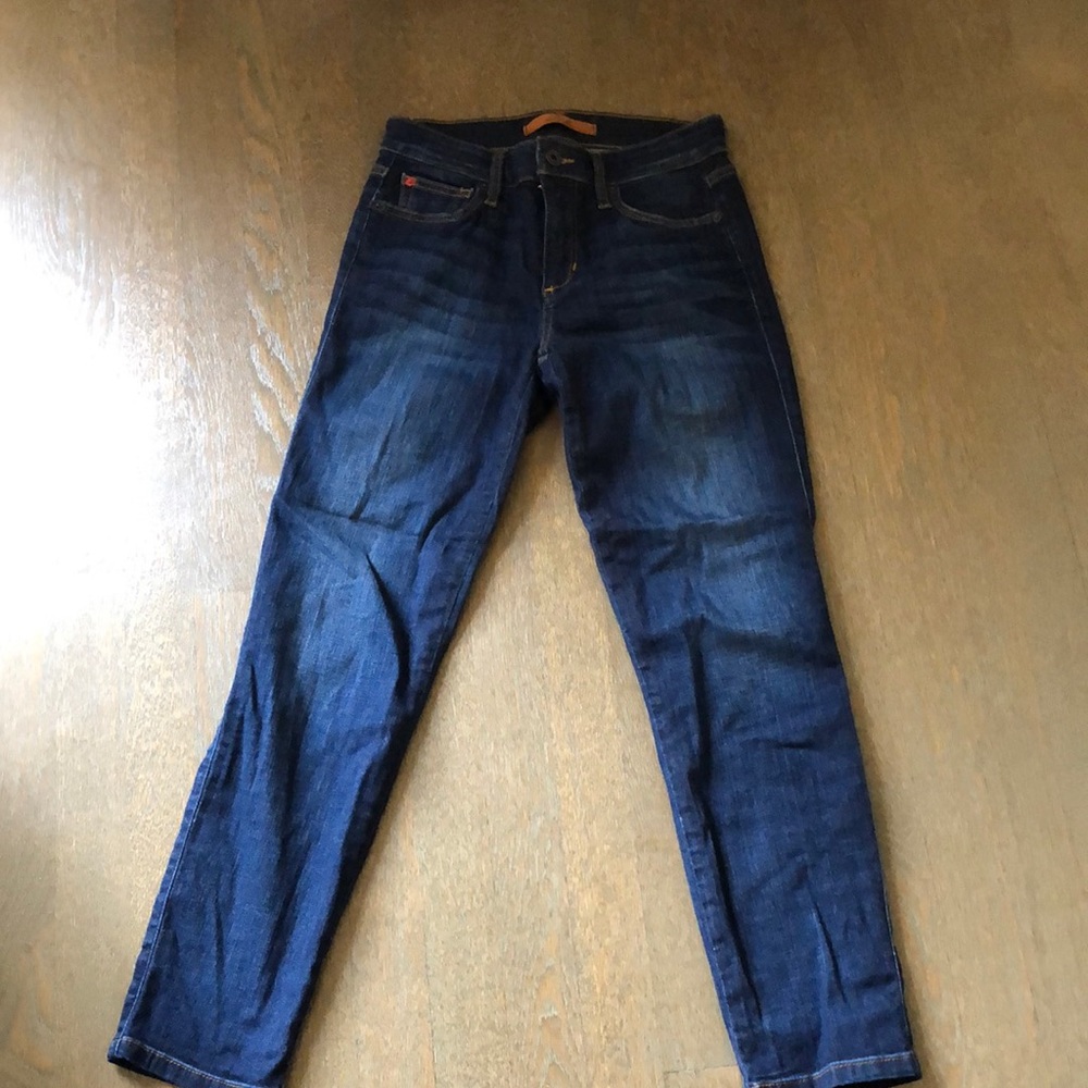 Joe’s dark denim mid rise jeans - Size 26